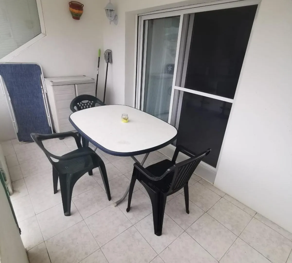 Appartement Avec Piscine Et Vue Canaux Roses 0*,
