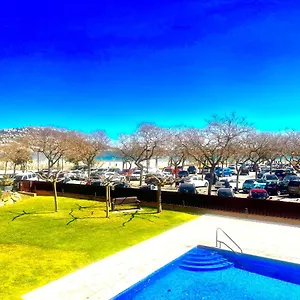 Beautiful 75m2 With View At The Beach, Pool, Parking Apartamento